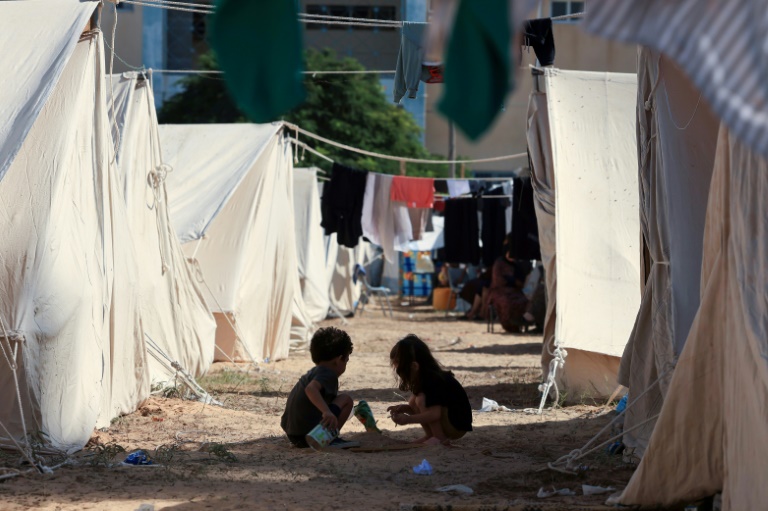  For displaced Gazans, fear and suffering on the road south