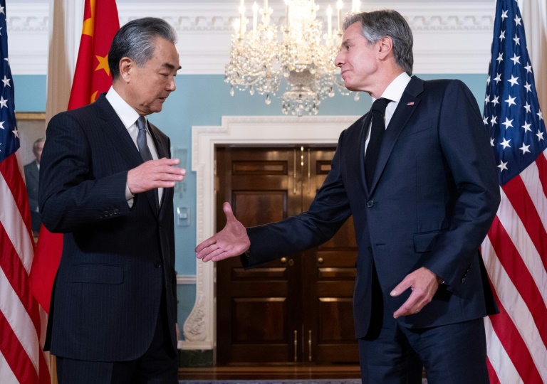  China’s top diplomat heads for White House talks