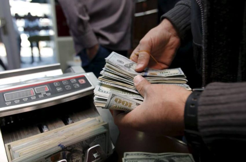  US dollar exchange rate declines in Baghdad, Erbil