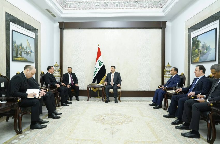  Iraqi PM meets with Turkmenistan’s Minister of State for Gas Affairs