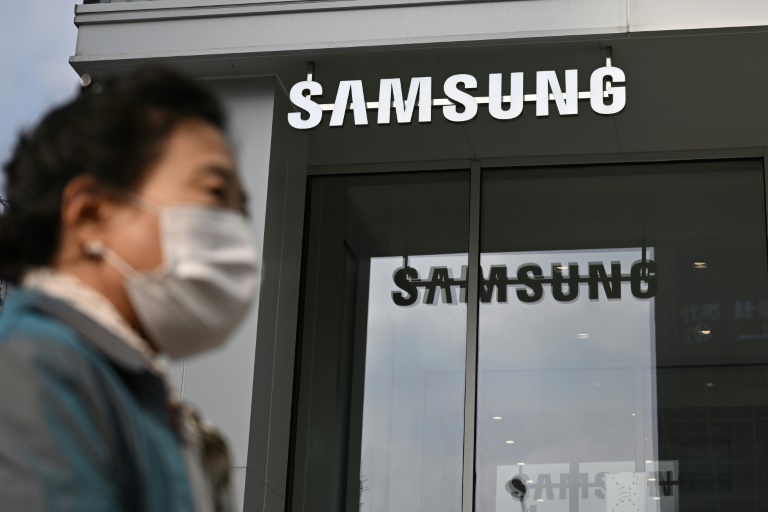  Samsung to add real-time translation to smartphone model