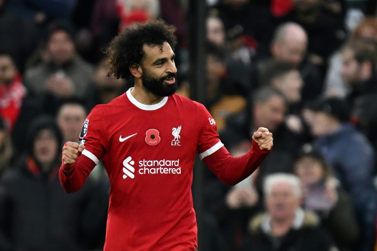  Salah extends scoring streak to send Liverpool joint top of Premier League