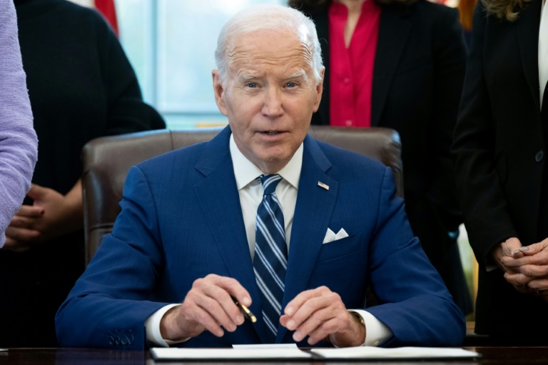  Biden says Gaza hospital ‘must be protected’