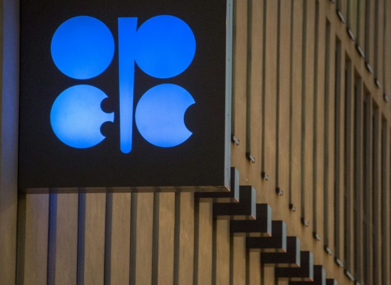  Oil drops further after OPEC delay as Asian stocks struggle