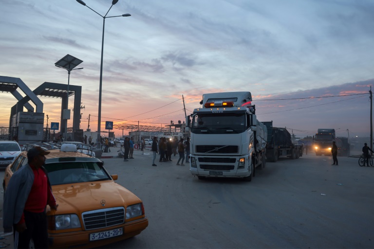  UN says 61 trucks deliver aid in northern Gaza