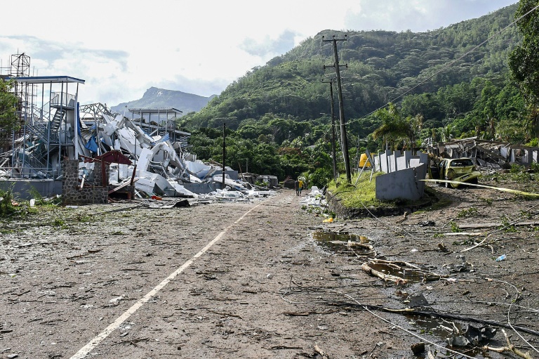  Dozens injured in Seychelles blast at explosives depot