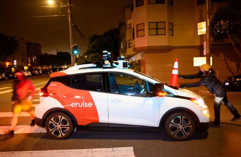  Autonomous auto venture Cruise cuts 24% of staff