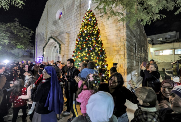  Mother, daughter killed by Israel army in Gaza church grounds