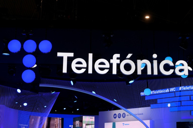  Spain takes 10% of Telefonica following Saudi stake