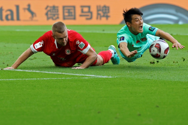  Toothless China in Asian Cup danger after another 0-0 draw