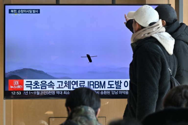  N. Korea fires several cruise missiles towards Yellow Sea: Seoul military