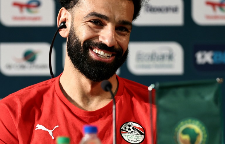  Injured Salah pledges ‘love’ for Egypt in swipe at critics