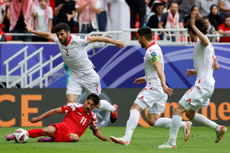  Jordan end Tajikistan run to reach first Asian Cup semi-final