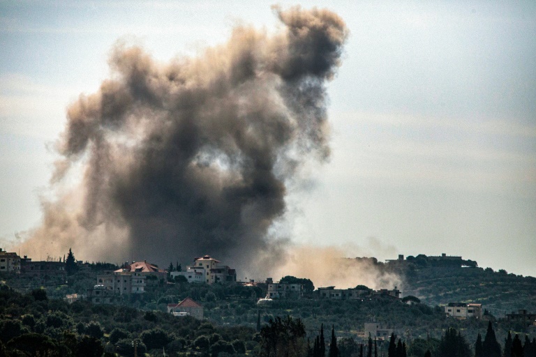  Israel strikes Lebanon