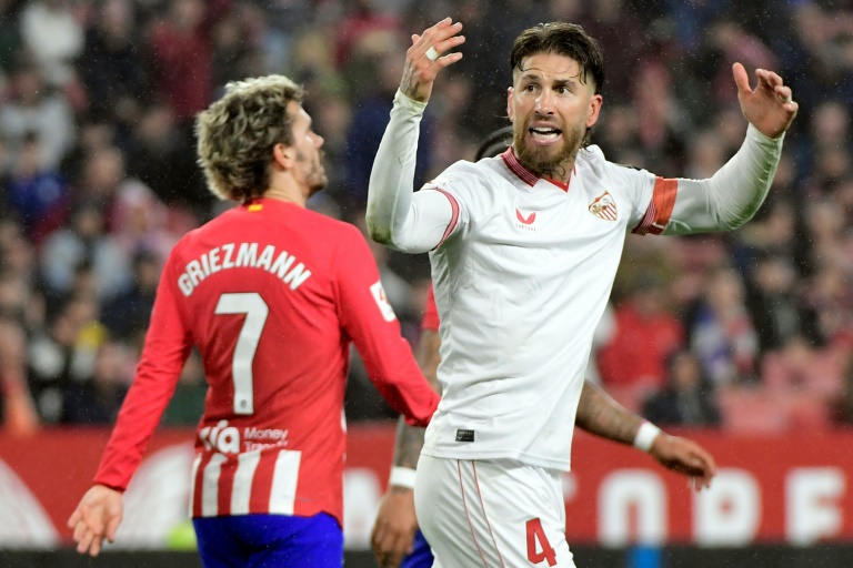  Yamal rescues ragged Barca draw against Granada, Atletico stumble