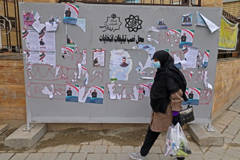  Iran gears up for elections dominated by conservatives