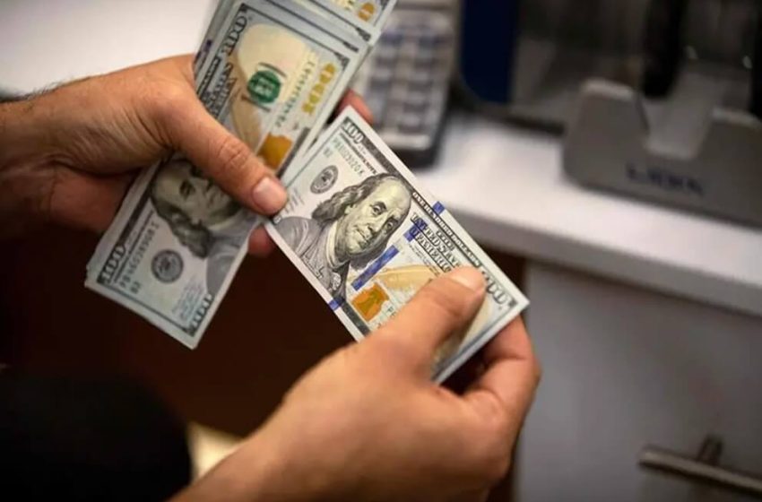  US dollar exchange rate remains stable in Baghdad, drops in Erbil