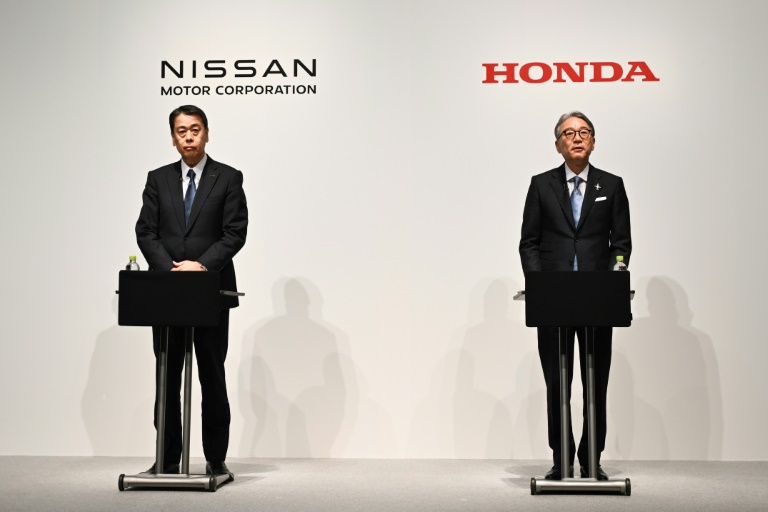  Nissan, Honda to explore partnership in electric vehicles