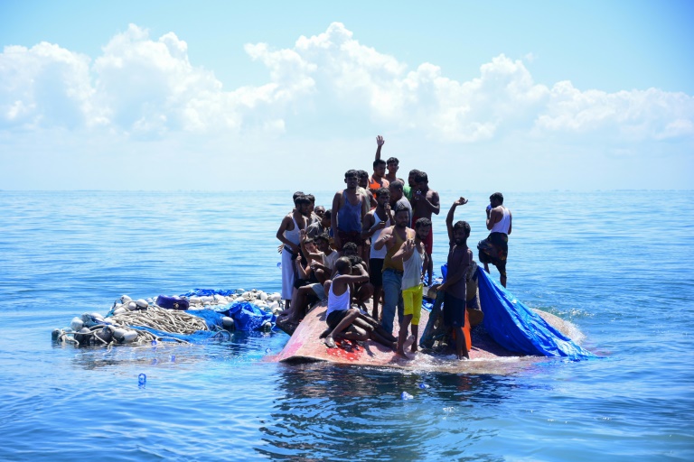  Indonesia ends search for Rohingya refugees after boat capsized