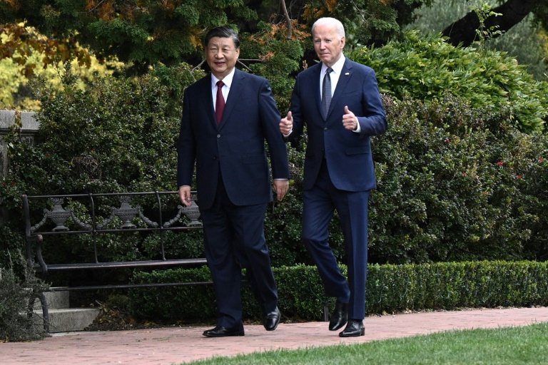  Biden, Xi leaders speak to manage tension, with top US officials to visit China