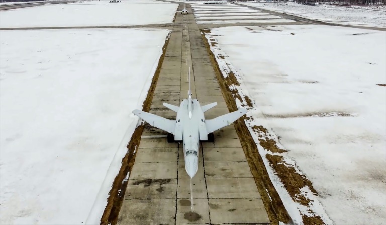  Ukraine says downed Russian long-range strategic bomber