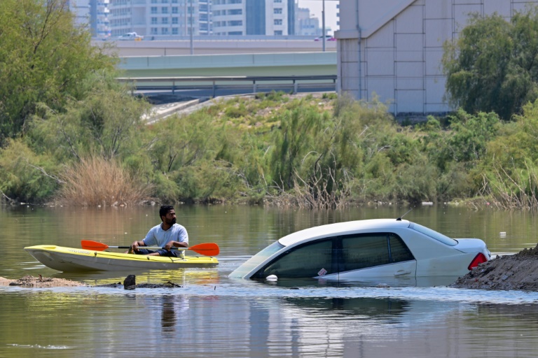  Three Filipinos dead in UAE floods