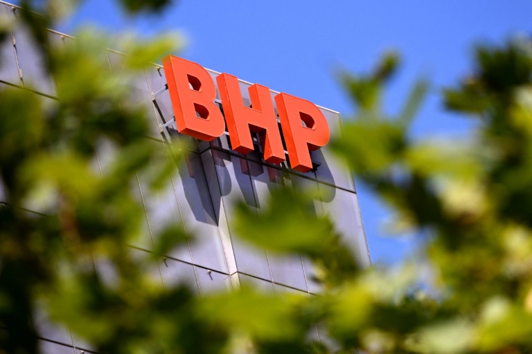  BHP launches $38.8 billion takeover bid for rival Anglo American