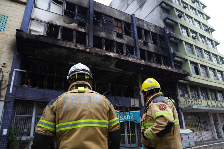  At least 10 people killed in Brazil fire: officials