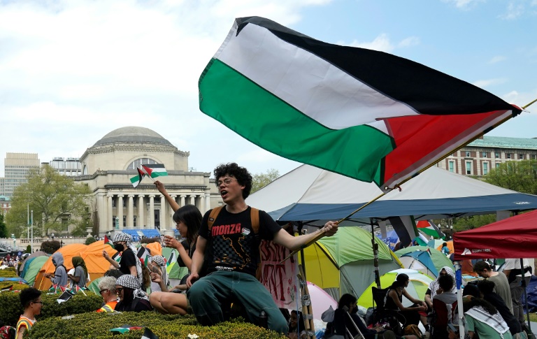  Activists occupy Columbia building as US campus protests flare