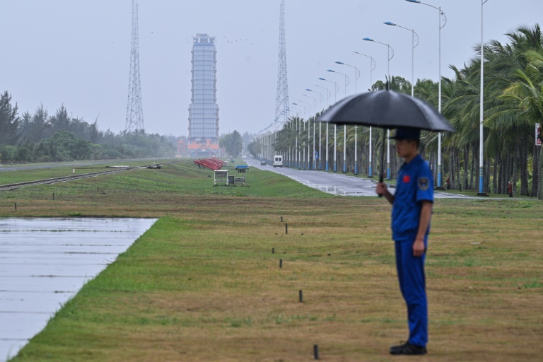  China to launch first probe to return samples from Moon’s far side