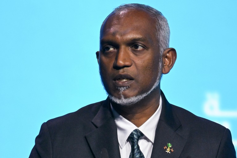  Maldives gets IMF debt warning as more Chinese loans loom