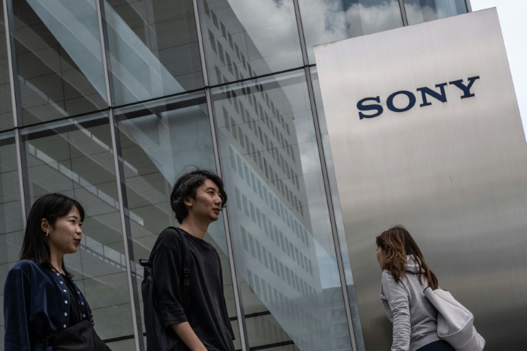  Sony net profit dips on-year but beats estimate