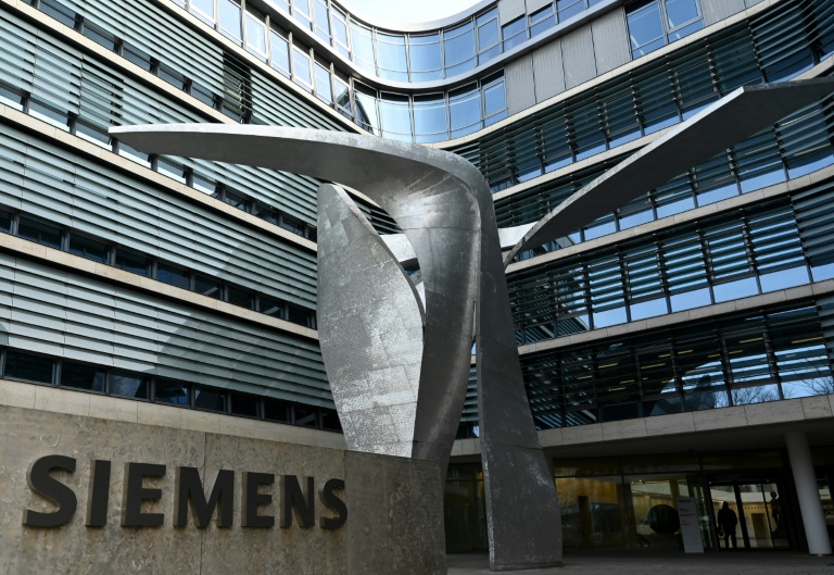  Siemens to sell electrical motors business to KPS