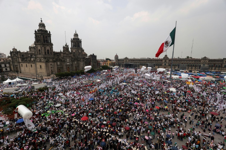  Mexico presidential campaigns near finale with women leading