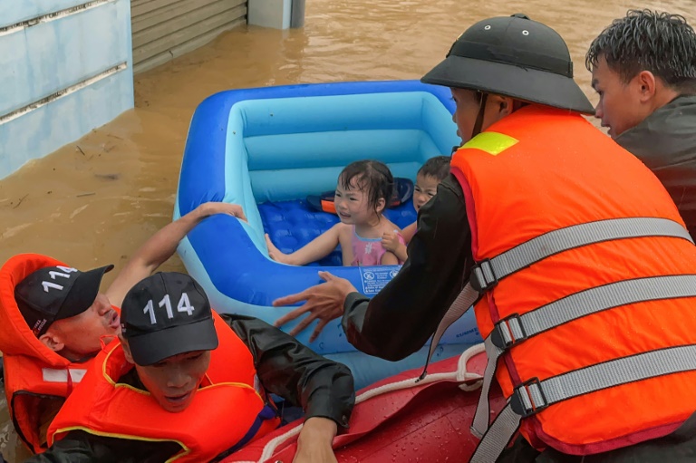  Flooding and landslides kill three in Vietnam’s north