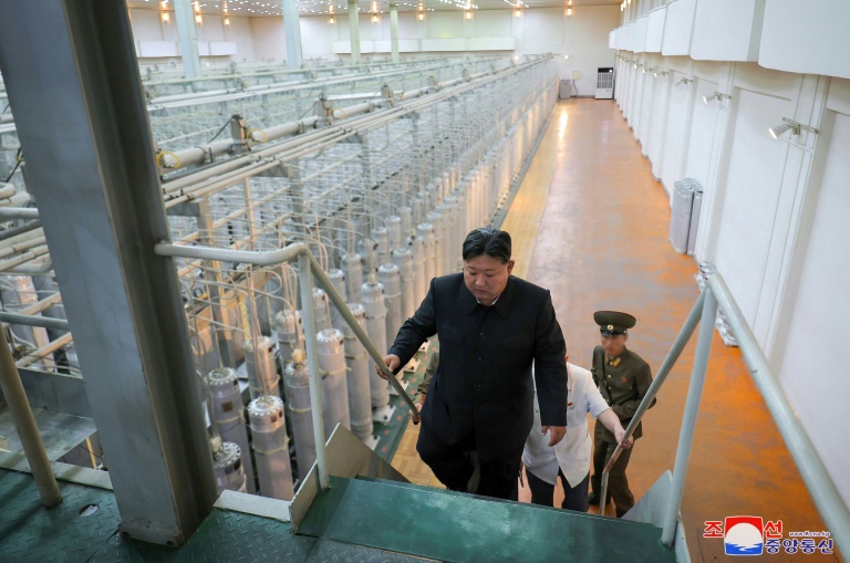  North Korea releases images of uranium enrichment facility for first time