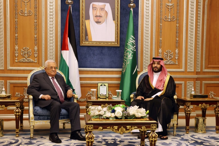  Saudi cools talk of Israel ties as wider war threatens